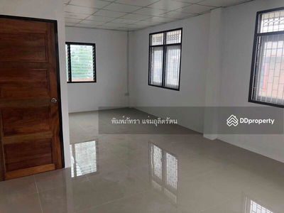 Single house Suthisan 3, Bangkok, Thailand Single house Suthisan 3, Bangkok, Thailand