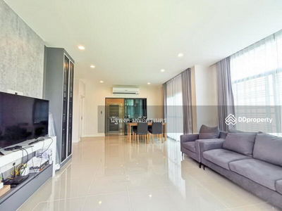 Setthasiri Pattanakarn, Bangkok, Thailand Setthasiri Pattanakarn, Bangkok, Thailand