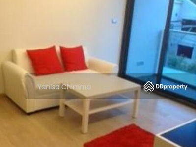 Via 49, Bangkok, Thailand Via 49, Bangkok, Thailand