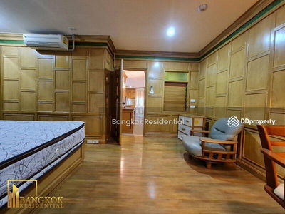 Crystal Garden, Bangkok, Thailand Crystal Garden, Bangkok, Thailand