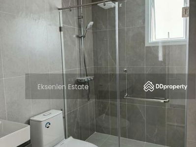 Supalai Premier Si Phraya-Samyan, Bangkok, Thailand Supalai Premier Si Phraya-Samyan, Bangkok, Thailand