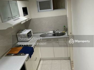 Lumpini Suite Sukhumvit 41, Bangkok, Thailand Lumpini Suite Sukhumvit 41, Bangkok, Thailand