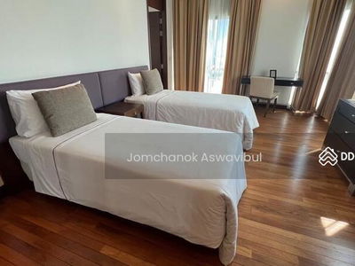 Royal Residence Park, Bangkok, Thailand Royal Residence Park, Bangkok, Thailand