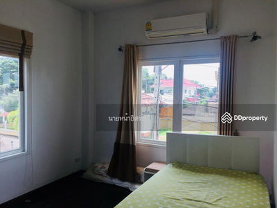 Two-story townhome, Makkhaeng Subdistrict, Mueang Udon Thani District, Udon Thani Province: Makkhaeng Subdistrict, Mueang Udon Thani, Udon Thani, Thailand Two-story townhome, Makkhaeng Subdistrict, Mueang Udon Thani District, Udon Thani Province: Makkhaeng Subdistrict, Mueang Udon Thani, Udon Thani, Thailand