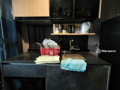 The Line Jatujak-Mochit, Bangkok, Thailand The Line Jatujak-Mochit, Bangkok, Thailand