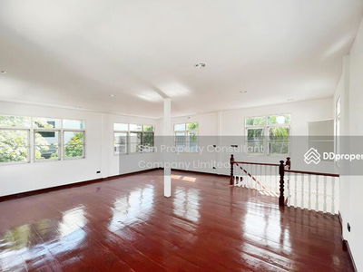 House Sukhumvit 71, Bangkok, Thailand House Sukhumvit 71, Bangkok, Thailand