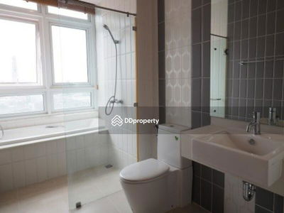 Circle Condominium, Bangkok, Bangkok, Thailand Circle Condominium, Bangkok, Bangkok, Thailand