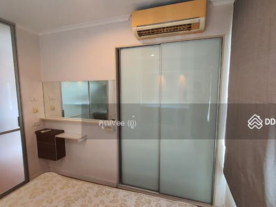 Lumpini Park Pinklao, Bangkok, Thailand Lumpini Park Pinklao, Bangkok, Thailand