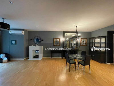 Baan Sathorn Chaopraya, Bangkok, Thailand Baan Sathorn Chaopraya, Bangkok, Thailand