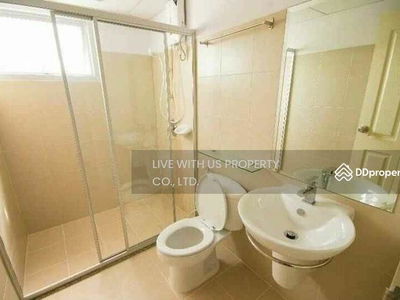 Supalai Park Ekkamai-Thonglor, Bangkok, Thailand Supalai Park Ekkamai-Thonglor, Bangkok, Thailand