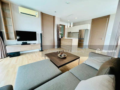 Green Lake Sriracha, Chon Buri, Thailand Green Lake Sriracha, Chon Buri, Thailand