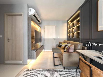 Life One Wireless, Bangkok, Thailand Life One Wireless, Bangkok, Thailand