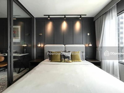 Life One Wireless, Bangkok, Thailand Life One Wireless, Bangkok, Thailand