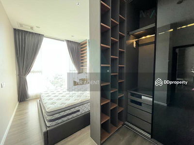 Whizdom Essence, Bangkok, Thailand Whizdom Essence, Bangkok, Thailand