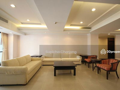 Hawaii Tower, Bangkok, Thailand Hawaii Tower, Bangkok, Thailand