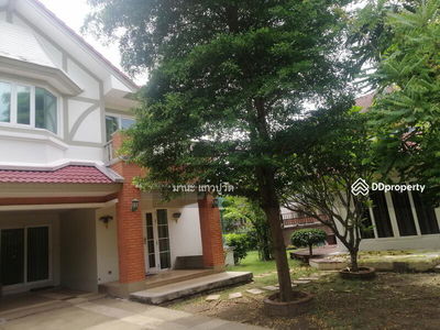 Laddarom, Nonthaburi, Thailand Laddarom, Nonthaburi, Thailand