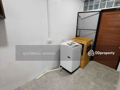 - 2-story detached house, newly renovated, Sukhumvit area, Bang Chak, Bangkok, Thailand - 2-story detached house, newly renovated, Sukhumvit area, Bang Chak, Bangkok, Thailand