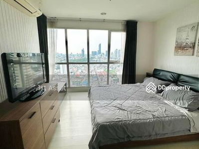 Rhythm Sathorn-Narathiwas, Bangkok, Thailand Rhythm Sathorn-Narathiwas, Bangkok, Thailand