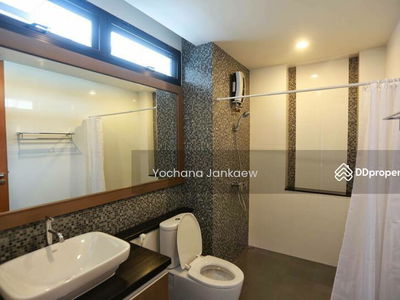 Large 5-Br House near BTS Phra Khanong, Bangkok, Thailand Large 5-Br House near BTS Phra Khanong, Bangkok, Thailand