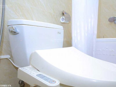 Linh Lang Street, Vietnam Linh Lang Street, Vietnam