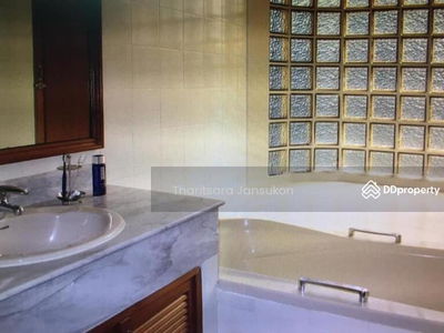 NL Residence, Bangkok, Thailand NL Residence, Bangkok, Thailand