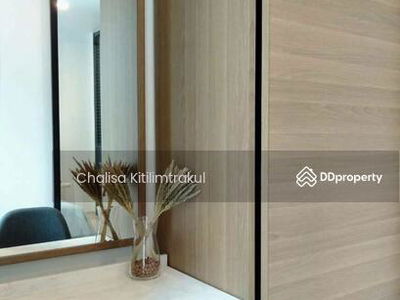 Life Asoke-Rama 9, Bangkok, Thailand Life Asoke-Rama 9, Bangkok, Thailand