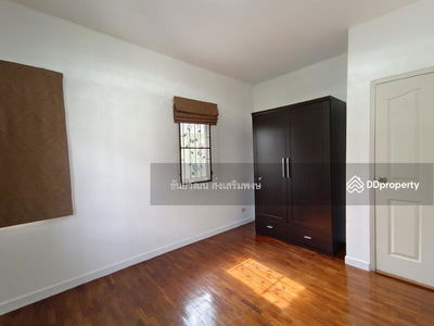 Passorn 3 Rangrit Klong 3, Pathum Thani, Thailand Passorn 3 Rangrit Klong 3, Pathum Thani, Thailand