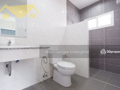 Housing in San Kamphaeng, Thailand Housing in San Kamphaeng, Thailand