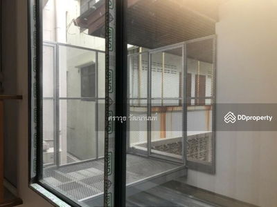 Single house, Bang Wa, Ratchaphruek Road, Bangkok, Thailand Single house, Bang Wa, Ratchaphruek Road, Bangkok, Thailand