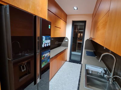 Iris Garden, Vietnam Iris Garden, Vietnam