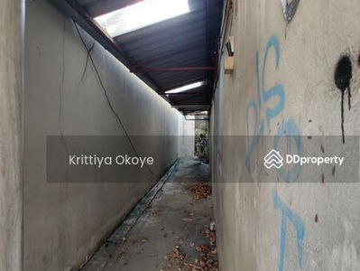 10500, Bangkok, Thailand 10500, Bangkok, Thailand