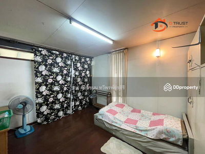 Lat Phrao 64, Intersection 7, Bangkok, Thailand Lat Phrao 64, Intersection 7, Bangkok, Thailand