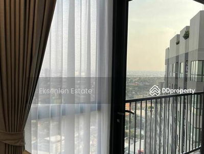 Elio Del Nest, Bangkok, Thailand Elio Del Nest, Bangkok, Thailand