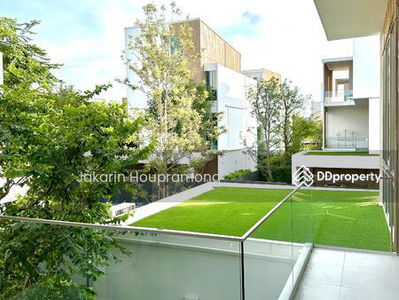 VIVE Rama 9, Bangkok, Thailand VIVE Rama 9, Bangkok, Thailand