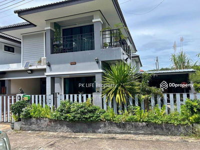 Alojamiento en Ban Ratsada, Thailand Alojamiento en Ban Ratsada, Thailand