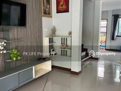 Housing in Ban Ratsada, Thailand Housing in Ban Ratsada, Thailand