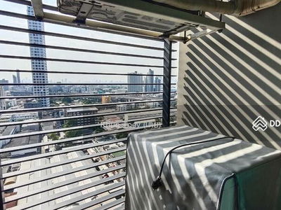 Blocs 77, Bangkok, Thailand Blocs 77, Bangkok, Thailand