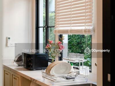 Nantawan Rama 9 New Krungthepkreetha, Bangkok, Thailand Nantawan Rama 9 New Krungthepkreetha, Bangkok, Thailand