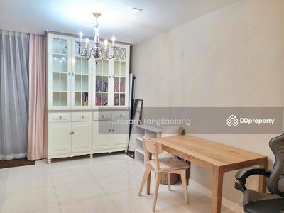 Baan Klang Muang Vibhavadi 64, 3 bedrooms, 3 bathrooms, 1 kitchen, 1 living room, 1 mezzanine, Bangkok, Thailand Baan Klang Muang Vibhavadi 64, 3 bedrooms, 3 bathrooms, 1 kitchen, 1 living room, 1 mezzanine, Bangkok, Thailand