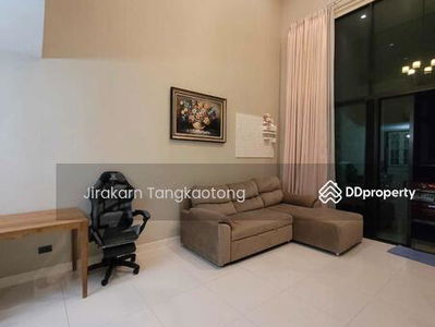 Baan Klang Muang Vibhavadi 64, 3 bedrooms, 3 bathrooms, 1 kitchen, 1 living room, 1 mezzanine, Bangkok, Thailand Baan Klang Muang Vibhavadi 64, 3 bedrooms, 3 bathrooms, 1 kitchen, 1 living room, 1 mezzanine, Bangkok, Thailand
