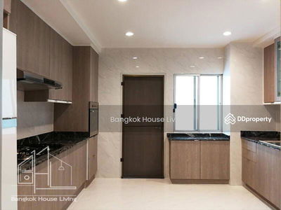 Raj Mansion, Bangkok, Thailand Raj Mansion, Bangkok, Thailand