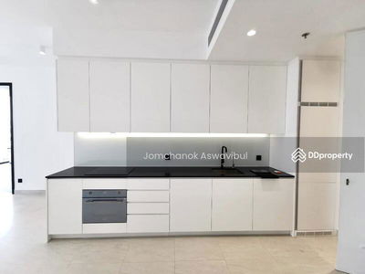 Tait Sathorn 12, Bangkok, Thailand Tait Sathorn 12, Bangkok, Thailand