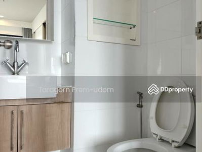 Blocs 77, Bangkok, Thailand Blocs 77, Bangkok, Thailand