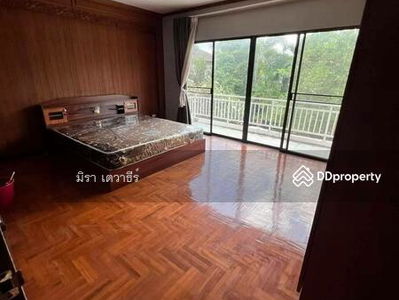 Premium House for rent 2-storeyt. Next to J Park Sriracha and near the intersection to Sriracha, Chon Buri, Thailand Premium House for rent 2-storeyt. Next to J Park Sriracha and near the intersection to Sriracha, Chon Buri, Thailand