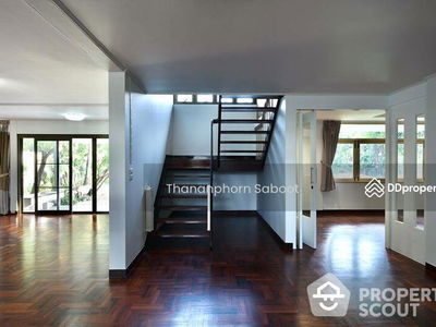 Spacious 3-Bedroom House, Bangkok, Thailand Spacious 3-Bedroom House, Bangkok, Thailand