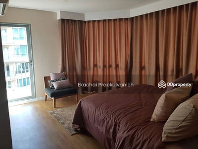 Siamese Nang Linchee, Bangkok, Thailand Siamese Nang Linchee, Bangkok, Thailand