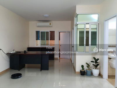 Gusto Ramkhamhaeng, Bangkok, Thailand Gusto Ramkhamhaeng, Bangkok, Thailand