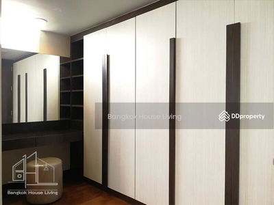 Richmond Hills Residence Thonglor 25, Bangkok, Thailand Richmond Hills Residence Thonglor 25, Bangkok, Thailand