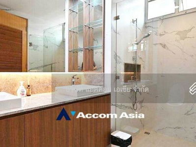 The Royal Saladaeng Condominium, Bangkok, Thailand The Royal Saladaeng Condominium, Bangkok, Thailand