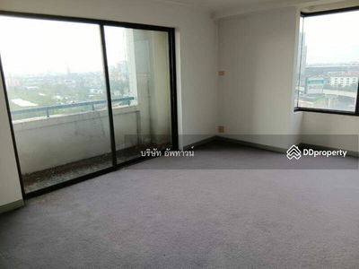 Regent Srinakarin Tower, Bangkok, Thailand Regent Srinakarin Tower, Bangkok, Thailand